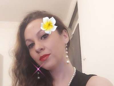 ELLASOLEMN profile sexy photo