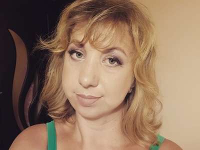 SWEETBLONDY profile sexy photo