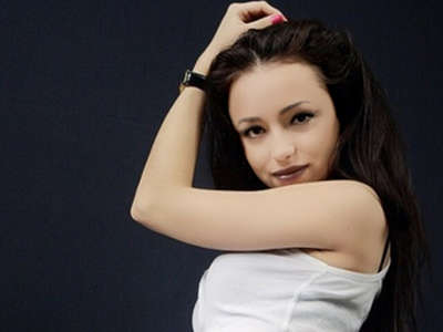 SHAYENN profile sexy photo