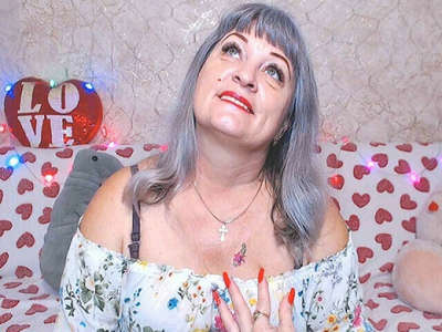 GRANDMILF profile sexy photo