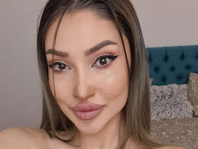 ARIANNAMOONX profile sexy photo